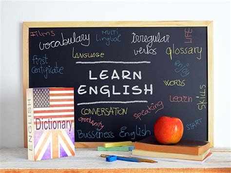 English Classes Online with live teachers | EF English Live